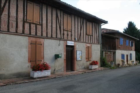Couvreur Pébées